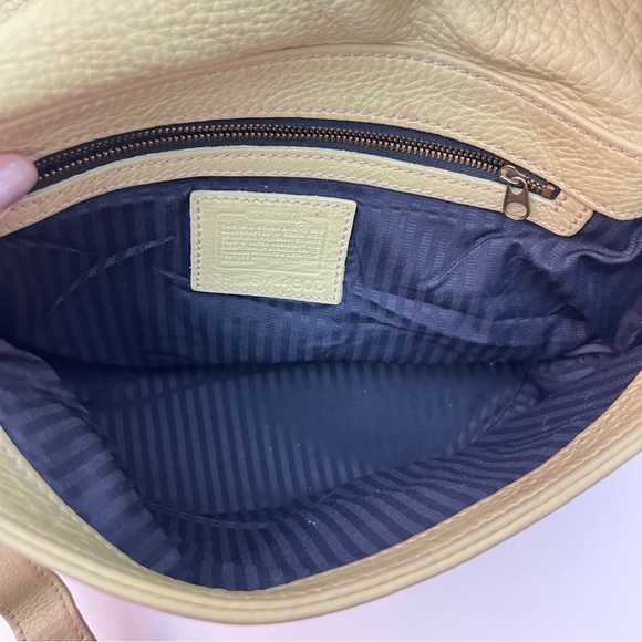 Vintage Coach Sonoma Flap in Light Green Rare! 4903 - Picture 10 of 11